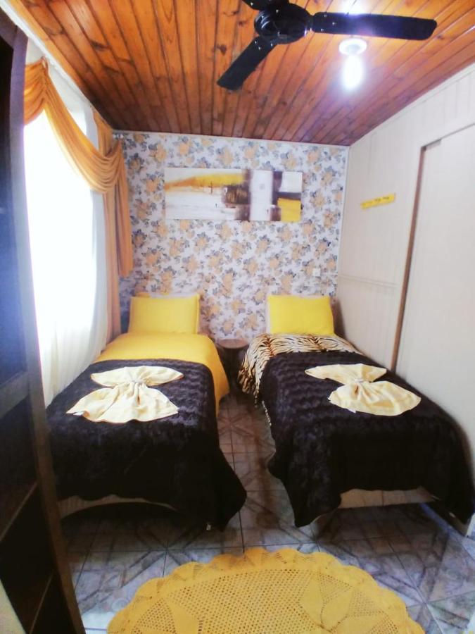 מלון אורוביסי Casa De Temporada Familiar מראה חיצוני תמונה