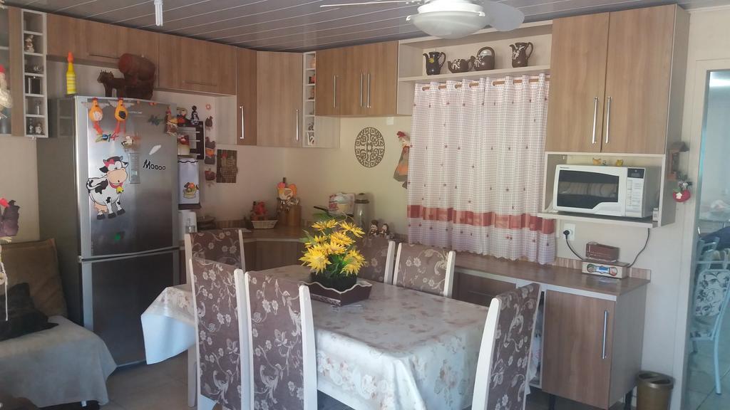 מלון אורוביסי Casa De Temporada Familiar מראה חיצוני תמונה