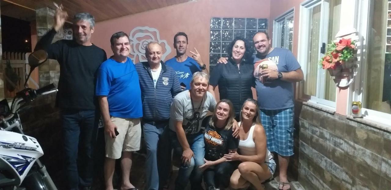 מלון אורוביסי Casa De Temporada Familiar מראה חיצוני תמונה