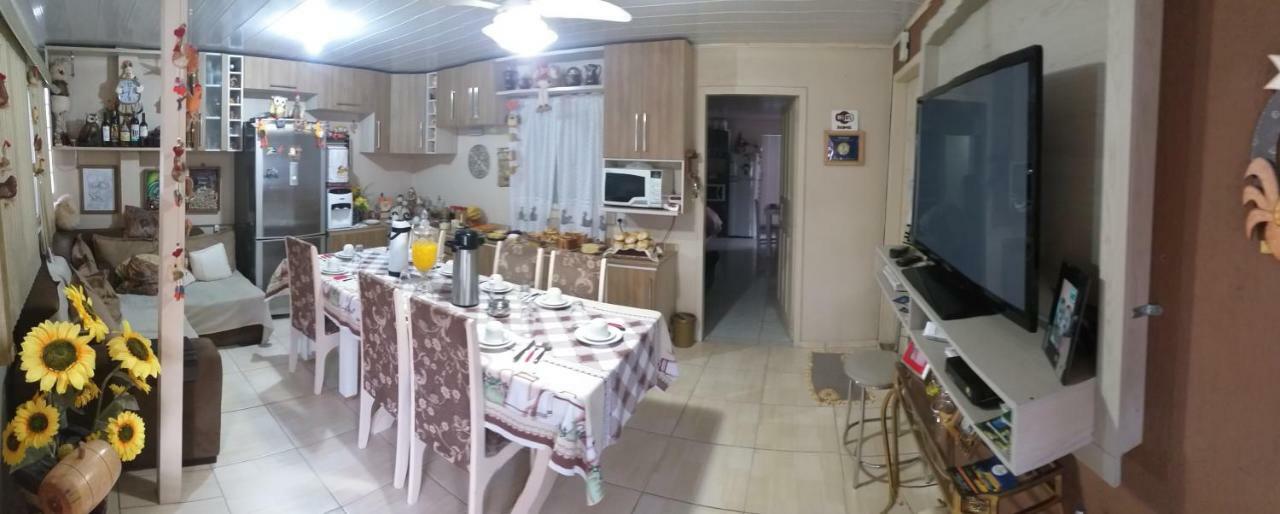 מלון אורוביסי Casa De Temporada Familiar מראה חיצוני תמונה