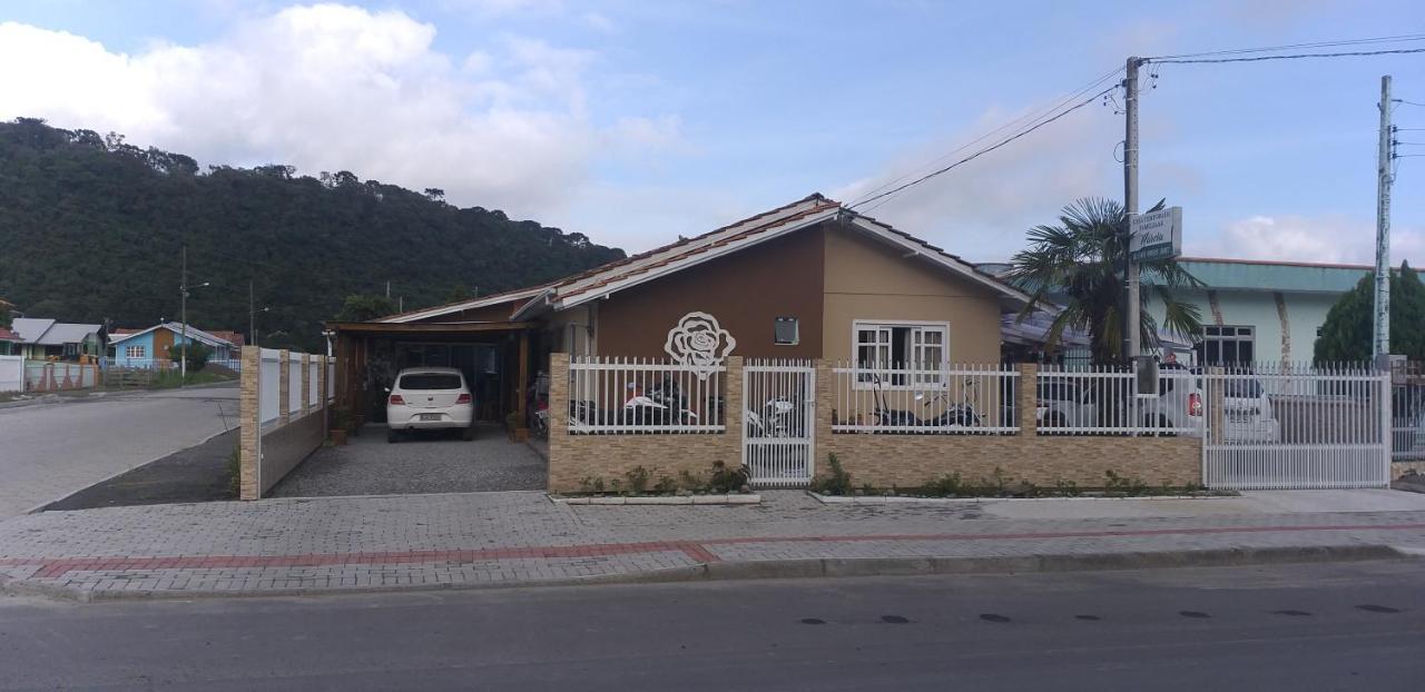 מלון אורוביסי Casa De Temporada Familiar מראה חיצוני תמונה